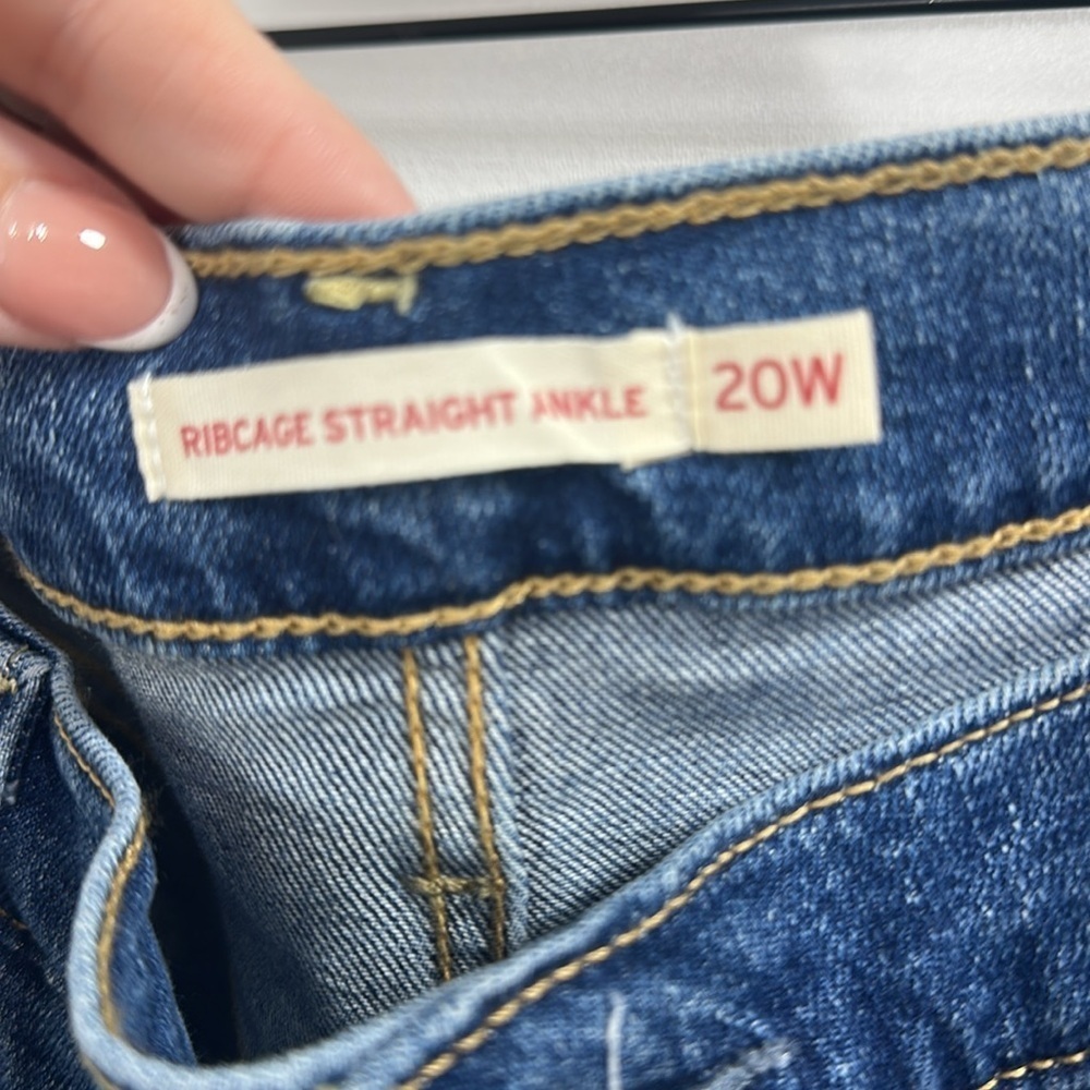 Levi’s women’s rib cage straight ankle button fly jeans size 20 W. NWt. - Picture 6 of 12